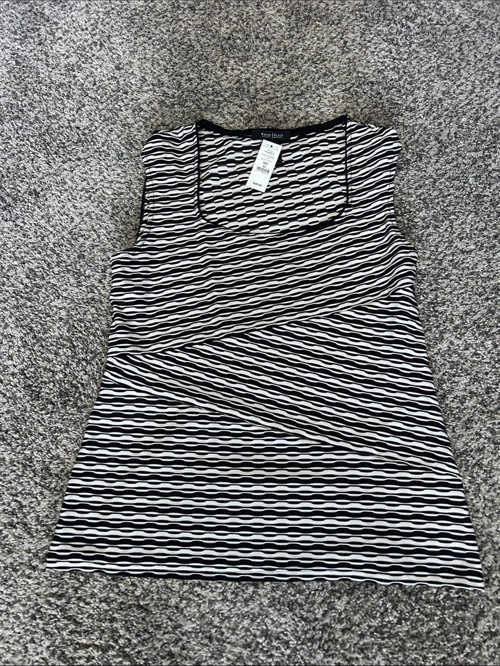 Black & White Wave-Stripe Tank
White House Black Market nwt